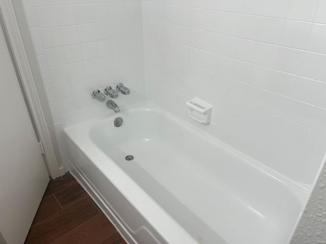 5550 N Braeswood Boulevard 70, Houston, TX 77096