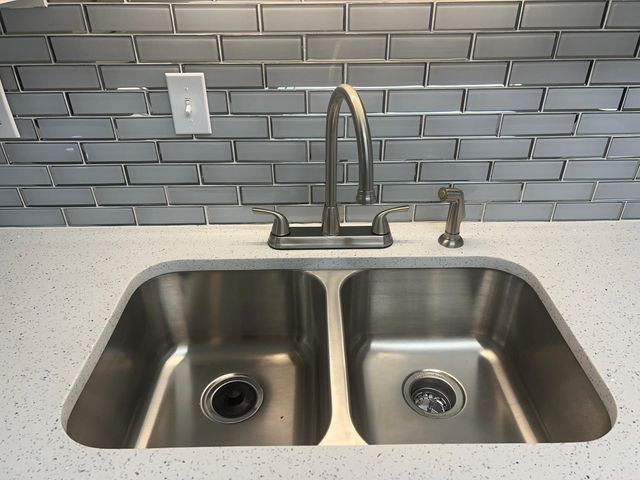5550 N Braeswood Boulevard 70, Houston, TX 77096