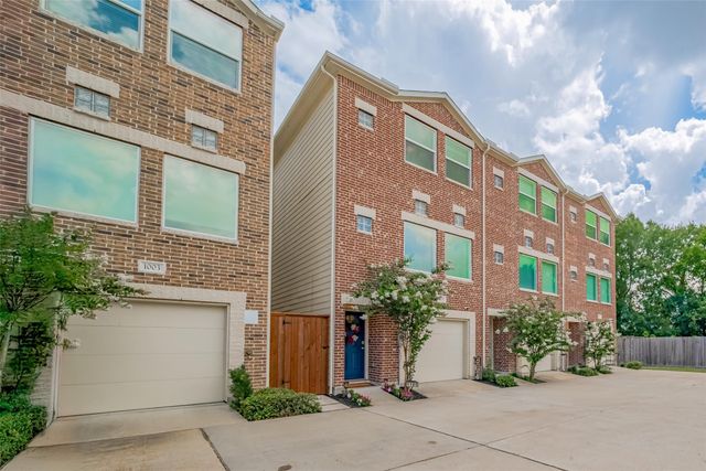 8705 Bryam Street 1101, Houston, TX 77061