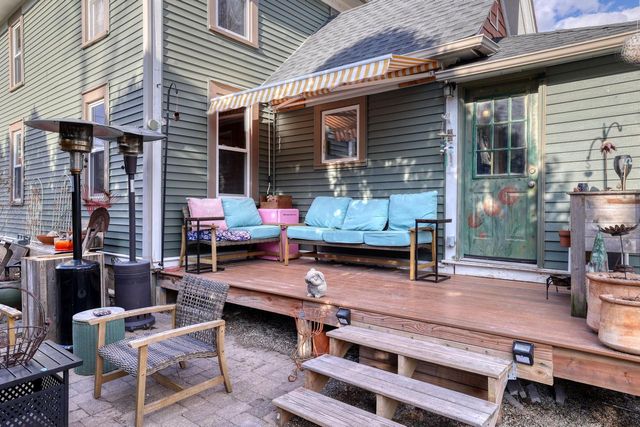 131 Oakland AVENUE, Mukwonago, WI 53149