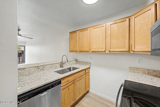 951 N Euclid Ave Unit 134, Tucson, AZ 85719