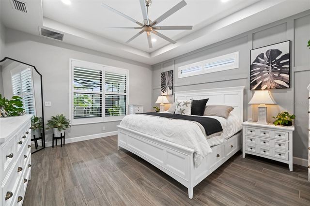 2926 MIRACLE PARKWAY, Cape Coral, FL 33914