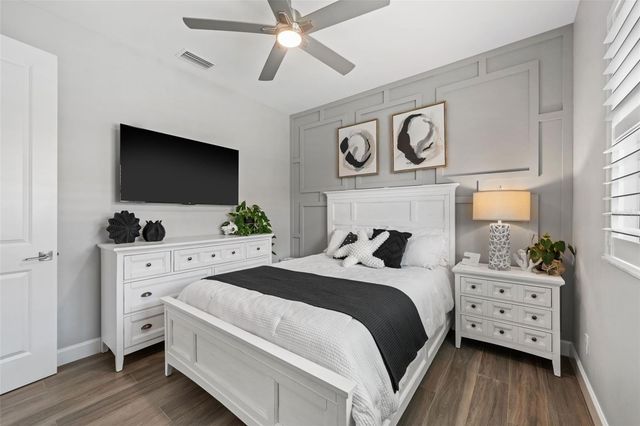 2926 MIRACLE PARKWAY, Cape Coral, FL 33914