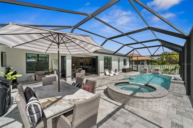 2926 MIRACLE PARKWAY, Cape Coral, FL 33914