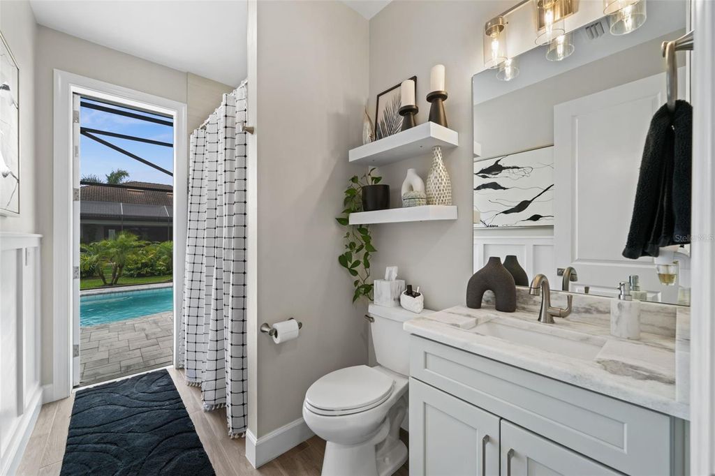 Image 30 of property listing at 2926 MIRACLE PARKWAY, Cape Coral, FL 33914