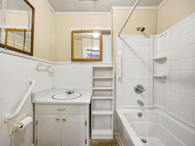 930 W Blackstock Road, Arcadia, SC 29320