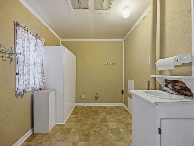 930 W Blackstock Road, Arcadia, SC 29320