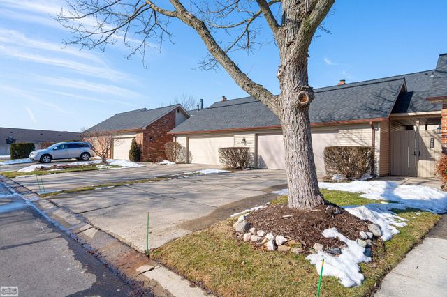 42699 Jonathan Place, Clinton Township, MI 48038