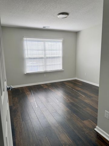 7840 Park Gate Drive, North Charleston, SC 29418