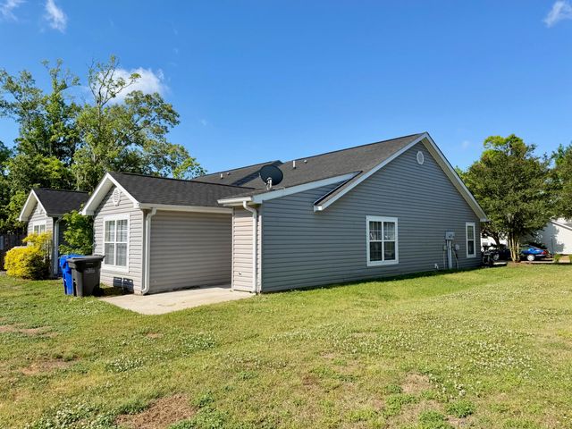 7840 Park Gate Drive, North Charleston, SC 29418