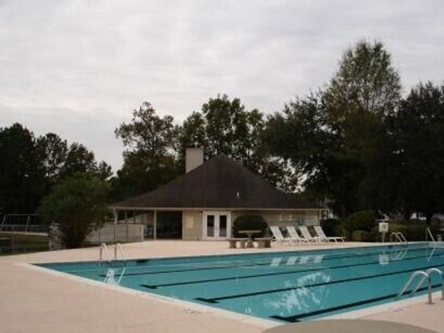 7840 Park Gate Drive, North Charleston, SC 29418