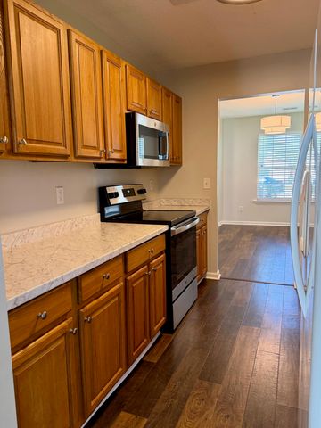 7840 Park Gate Drive, North Charleston, SC 29418