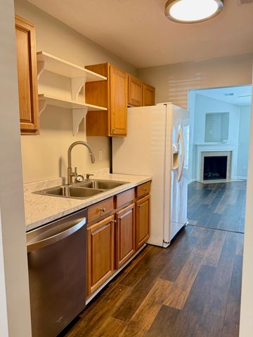 7840 Park Gate Drive, North Charleston, SC 29418