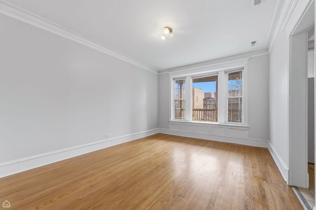 6033 S RHODES Avenue, Chicago, IL 60637