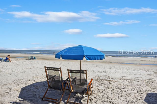 1 Gloucester Rd Apt K1, Hilton Head Island, SC 29928