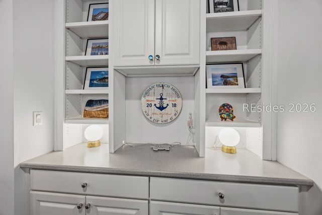 1 Gloucester Rd Apt K1, Hilton Head Island, SC 29928