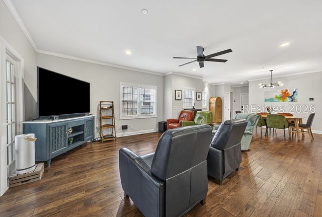 1 Gloucester Rd Apt K1, Hilton Head Island, SC 29928