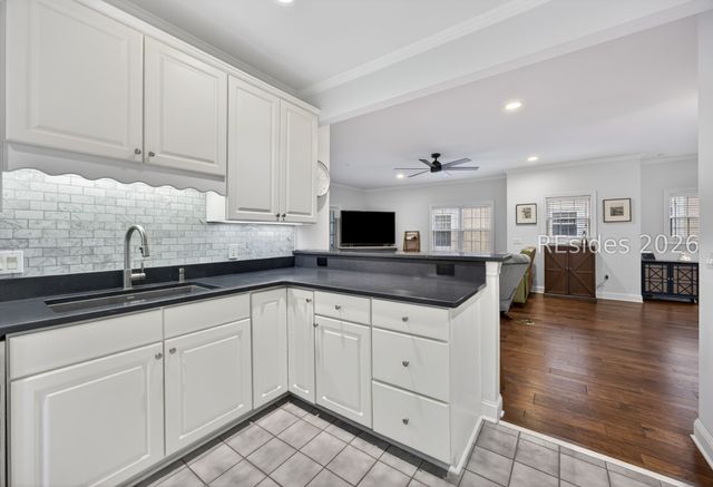 1 Gloucester Rd Apt K1, Hilton Head Island, SC 29928
