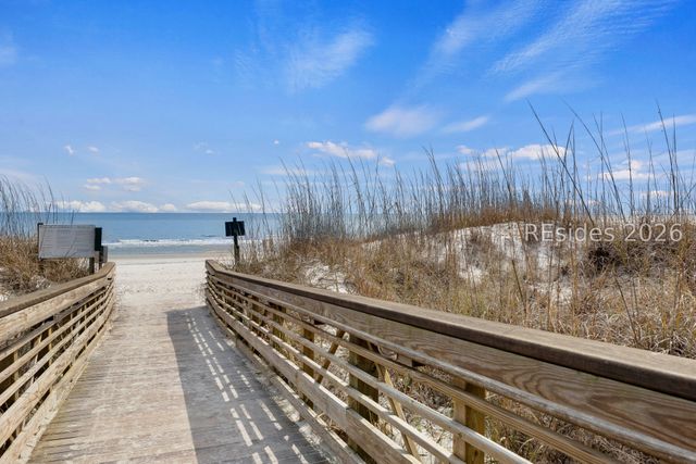 1 Gloucester Rd Apt K1, Hilton Head Island, SC 29928