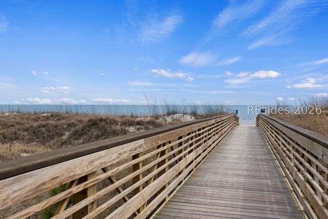 1 Gloucester Rd Apt K1, Hilton Head Island, SC 29928