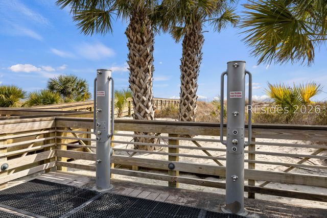 1 Gloucester Rd Apt K1, Hilton Head Island, SC 29928