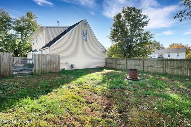 8123 Avanti Way, Louisville, KY 40291