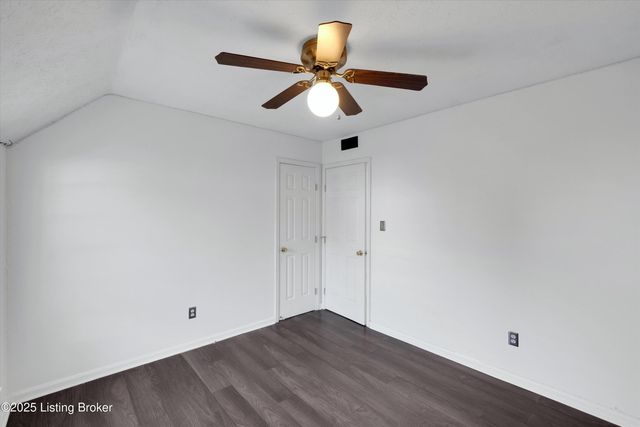 8123 Avanti Way, Louisville, KY 40291