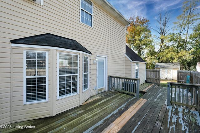 8123 Avanti Way, Louisville, KY 40291