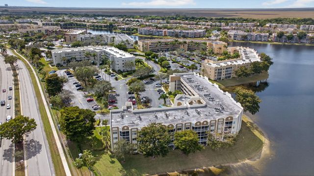 7763 Southampton Terrace 303, Tamarac, FL 33321