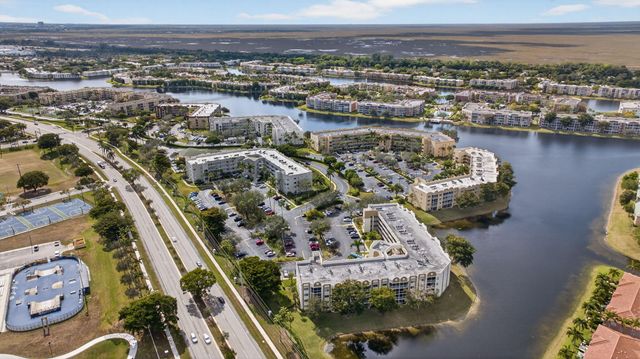 7763 Southampton Terrace 303, Tamarac, FL 33321