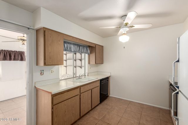 14042 N NEWCASTLE Drive, Sun City, AZ 85351