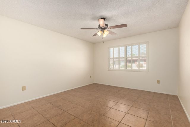 14042 N NEWCASTLE Drive, Sun City, AZ 85351