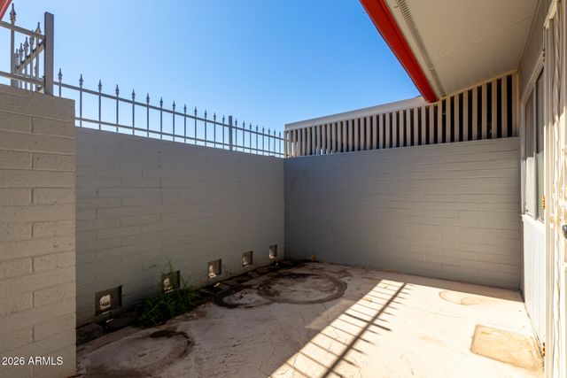 14042 N NEWCASTLE Drive, Sun City, AZ 85351