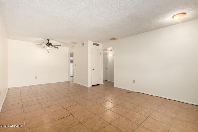 14042 N NEWCASTLE Drive, Sun City, AZ 85351