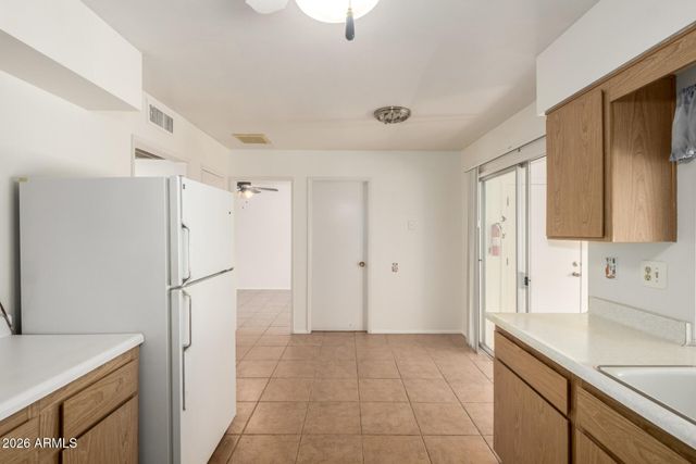14042 N NEWCASTLE Drive, Sun City, AZ 85351