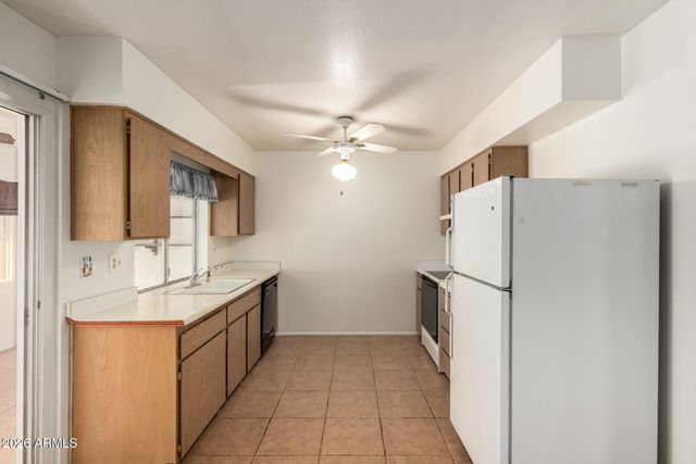 14042 N NEWCASTLE Drive, Sun City, AZ 85351
