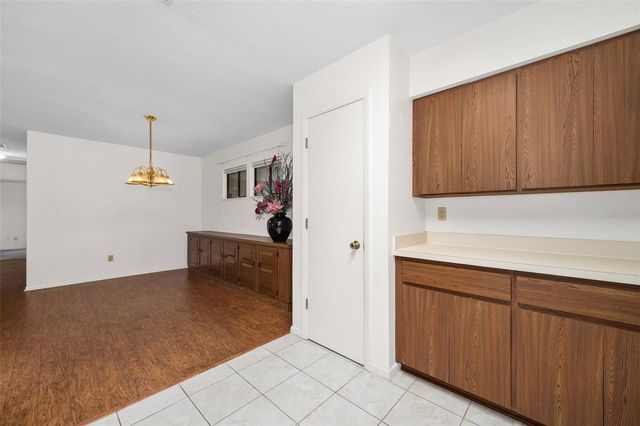 8496 NW 37TH TERRACE, Gainesville, FL 32653
