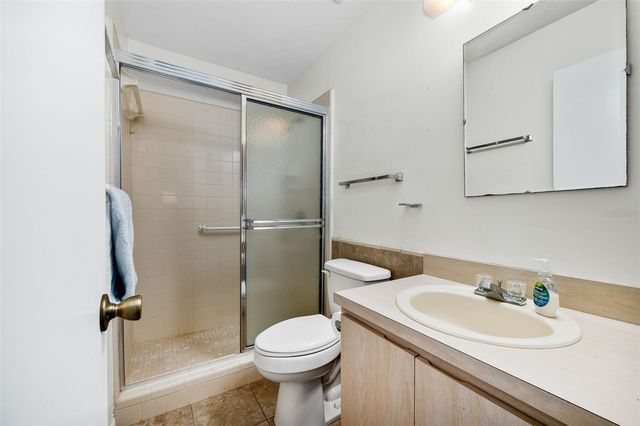 8496 NW 37TH TERRACE, Gainesville, FL 32653