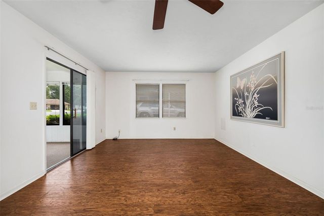 8496 NW 37TH TERRACE, Gainesville, FL 32653