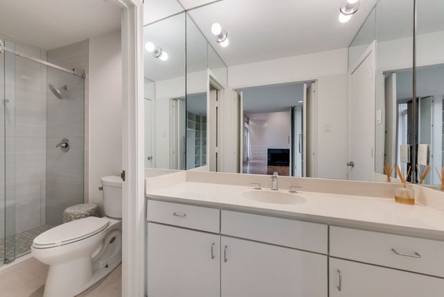 3730 Holland Avenue 8H, Dallas, TX 75219