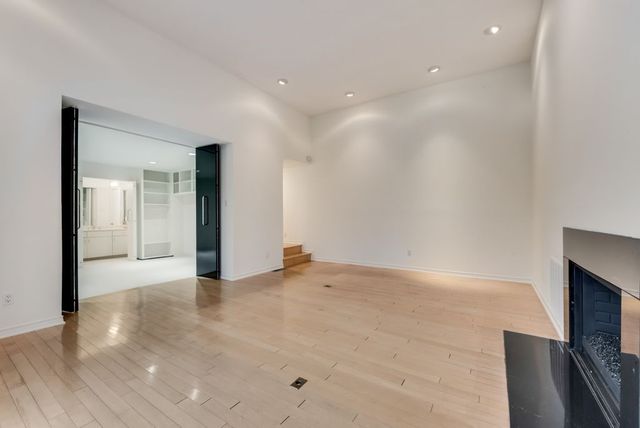 3730 Holland Avenue 8H, Dallas, TX 75219