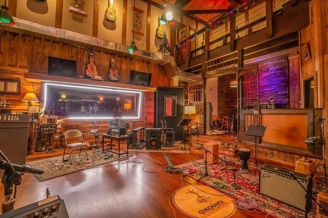 114 17th Ave, S, Nashville, TN 37203