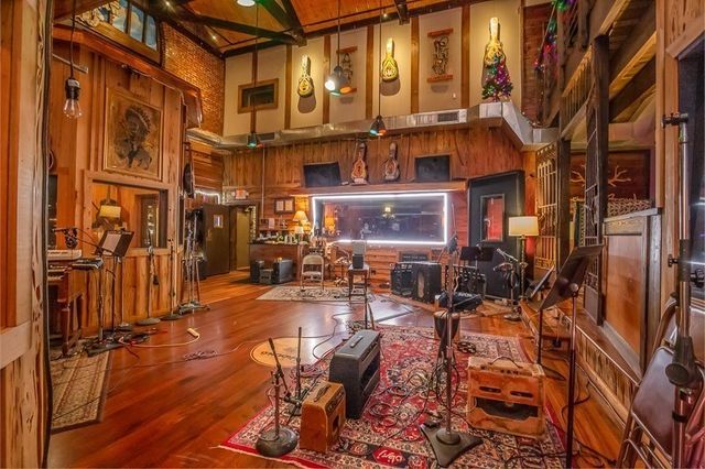 114 17th Ave, S, Nashville, TN 37203