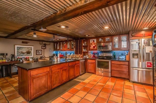 114 17th Ave, S, Nashville, TN 37203
