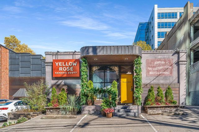 114 17th Ave, S, Nashville, TN 37203