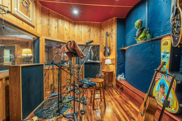 114 17th Ave, S, Nashville, TN 37203