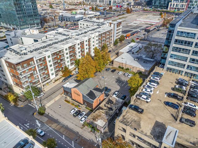 114 17th Ave, S, Nashville, TN 37203
