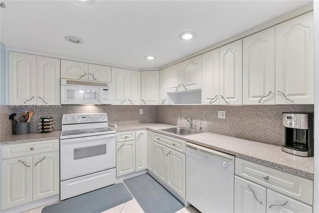 10777 W Sample Rd 918, Coral Springs, FL 33065