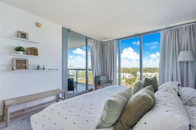 601 NE 36th Street 1106, Miami, FL 33137