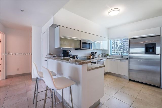 601 NE 36th Street 1106, Miami, FL 33137